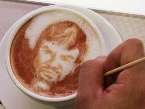 20 awesome photos of extreme latte art