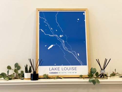 Grafomaps' custom map posters and T-shirts make great personalized gifts — here's what it's like to design them