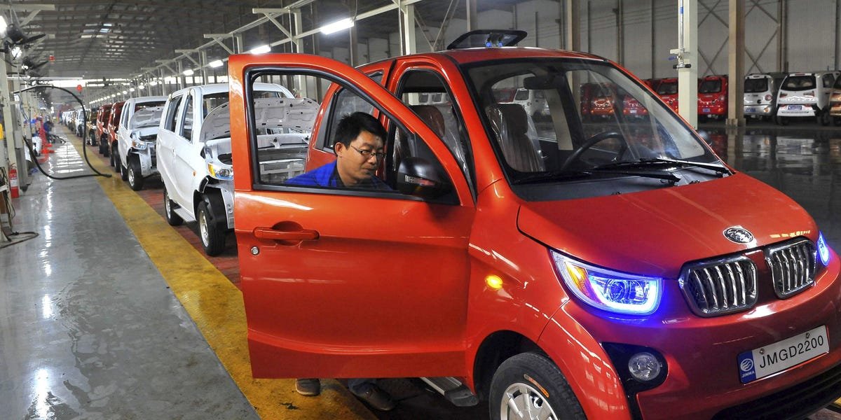 Expert lays out the EV slowdown last year — and explains 3 reasons China is winning the race for electrification
