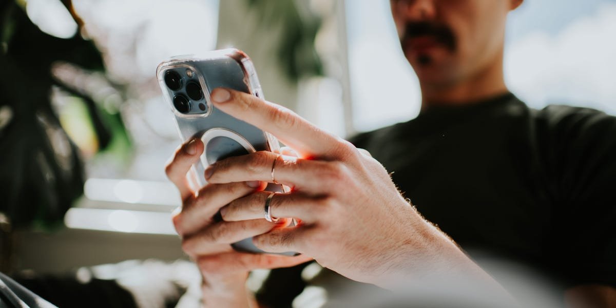 Watch out, prediction markets. The 'super apps' are coming.