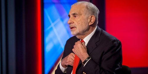 Billionaire investor Carl Icahn sees a recession or even worse looming — and predicts a rough landing for the Fed
