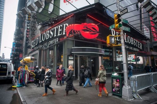 Red Lobster, home of the endless shrimp, mulls bankruptcy after spoiling its customers with all-you-can-eat lobster: report