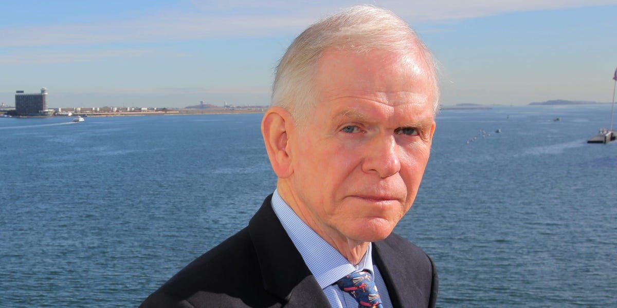 Legendary investor Jeremy Grantham revealed how the AI craze has changed the odds of an epic market crash. Here are the 8 best quotes.