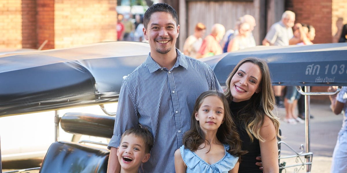He burned out, moved to Thailand with his family, and found early retirement didn't suit him