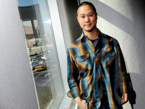 Zappos CEO Tony Hsieh shares 4 business books he thinks everyone should read