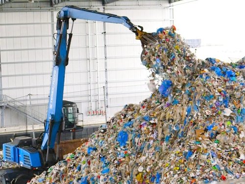 An MIT researcher says we should trash all our recyclable plastic, and he's probably right