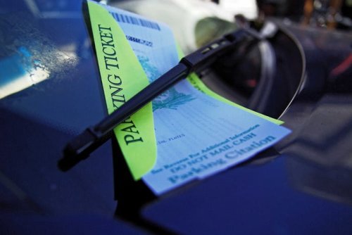 A 19-year-old made a free robot lawyer that has appealed $3 million in parking tickets