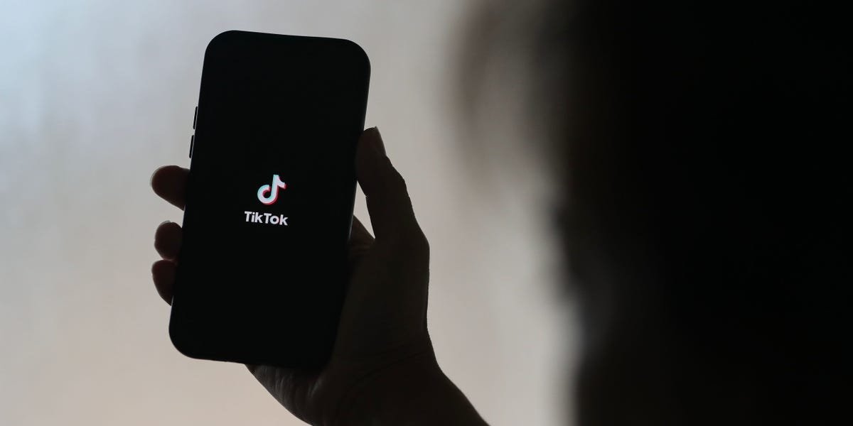 There's a ton of investing advice on TikTok. Most of it is bad, a new study says.