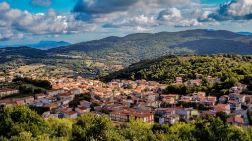 An Italian village is selling homes for $1.25 so it doesn't become a ghost town