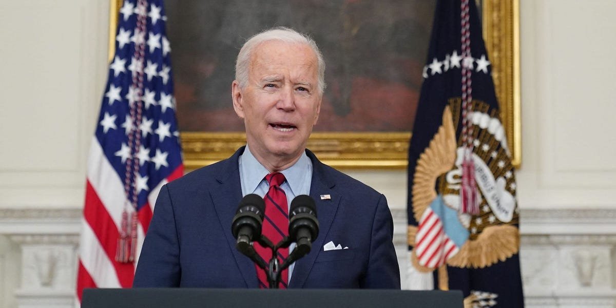 Biden increases pressure on Israel for a cease-fire, calling for a 'significant de-escalation today'
