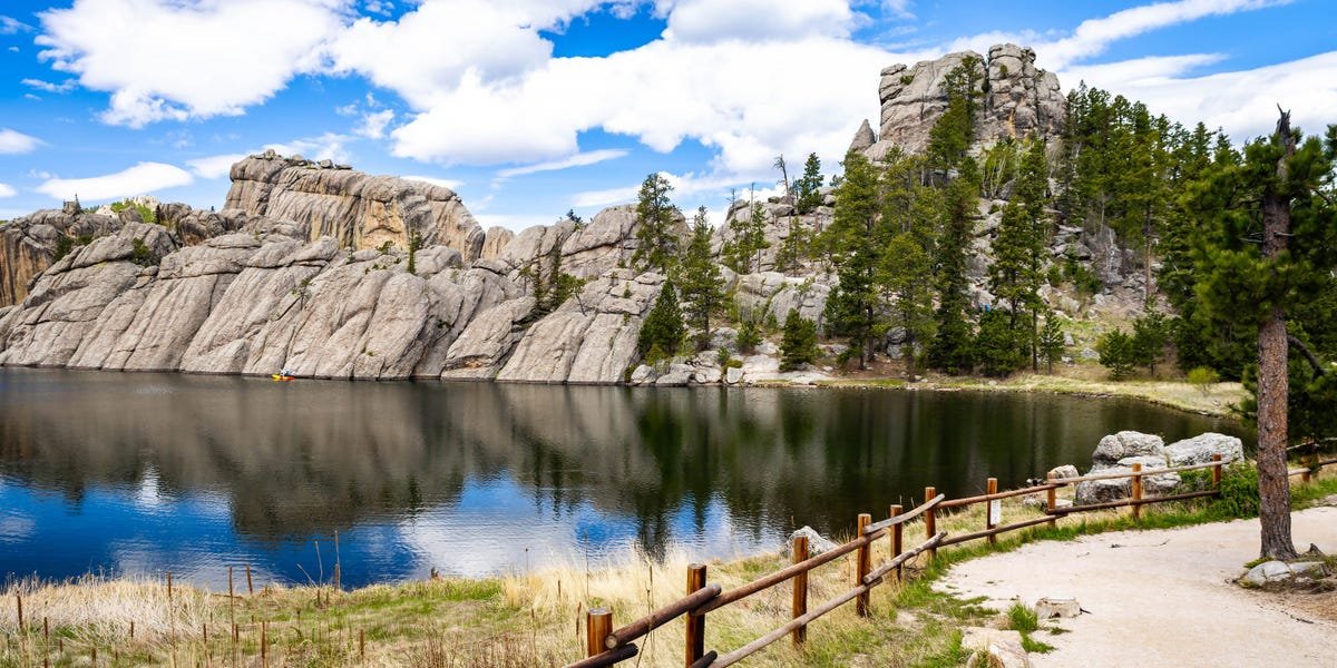 I've traveled around all 50 states. Here are 10 of the best state parks I've ever visited in the US.