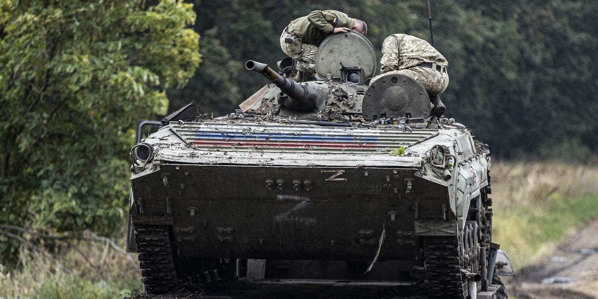 Ukraine is using working Russian tanks abandoned by retreating troops to solidify its counteroffensive, think tank says