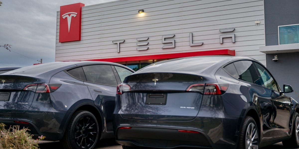 Trump's tariffs could see average new car prices rise by as much as $2,700, Jefferies analysts say
