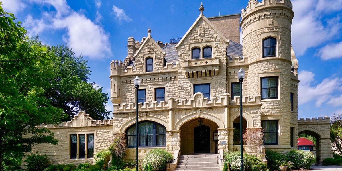 The most famous home in every US state, from LA's Playboy Mansion to a 'Beer Can House' in Houston