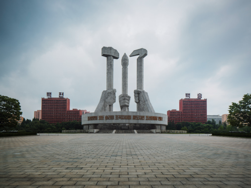 A photographer captured these surreal photos of North Korea’s capital on a state-sanctioned tour