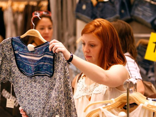How Forever 21 went from fast-fashion empire to filing for bankruptcy