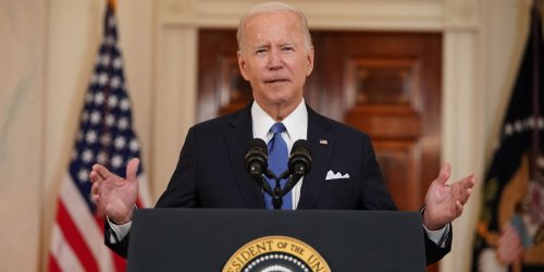 Biden to award 17 Presidential Medals of Freedom, including to Steve Jobs, John McCain, Simone Biles, Gabriel Giffords, and Denzel Washington