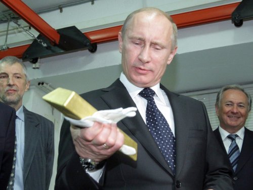 Russia is hoarding gold at an alarming pace