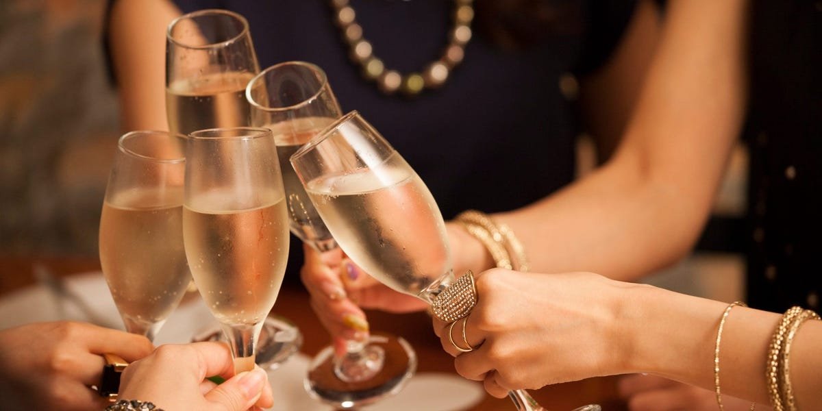 The best Champagne and sparkling wine for Mother's Day brunch, graduation, and all of your spring celebrations
