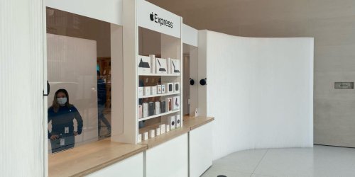 Apple is expanding its new 'Express' stores for the iPhone 12 launch and holiday shopping — see what's it's like to shop at one