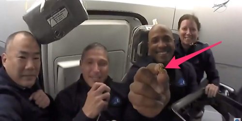 Watch 4 astronauts explore SpaceX's Crew Dragon spaceship in zero gravity — and give rookie Victor Glover a gift