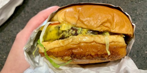I tried Arby's new burger and found it surprisingly delicious. But it probably shouldn't exist.