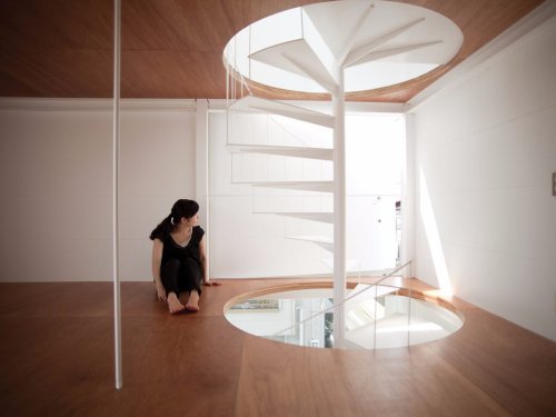 A Japanese architect figured out a simple way to make a tiny home feel huge