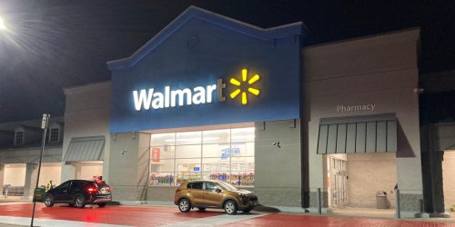 A Texas woman demanded to buy a child from a mother at a Walmart for $500,000, police say