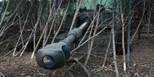 Russian forces battling Ukraine's assault are discovering a nasty danger behind them, courtesy of the US