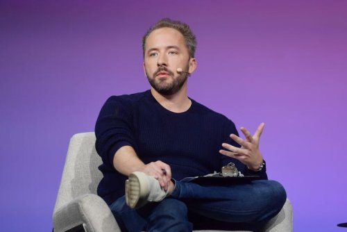 Dropbox plans to pay $79 million to shrink its huge SF office, after CEO says the RTO push will fail