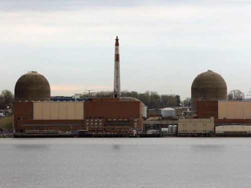 New York's governor just slammed the state of a nuclear power plant 40 miles from Manhattan