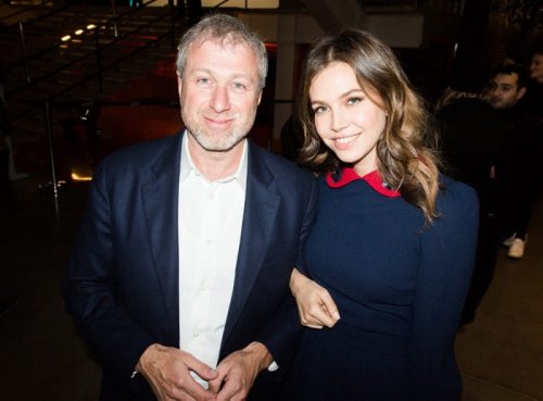 Roman Abramovich and ex-wife Dasha Zhukova amassed a 'stupendous' art collection worth almost $1 billion, leaked documents reveal
