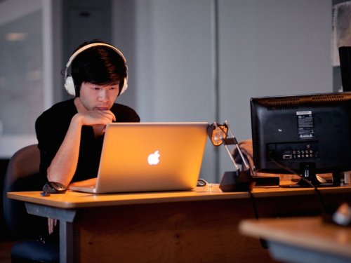 The best music to listen to for optimal productivity, according to science