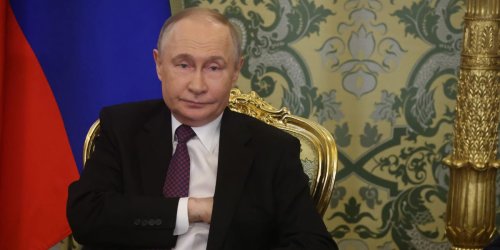 Russian oil prices are sliding. That's not enough to stop Putin's war machine — yet.