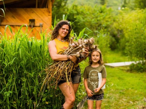 This single mom lives in a 700-square-foot cabin she built by hand. Now, she's teaching other women how to do the same.
