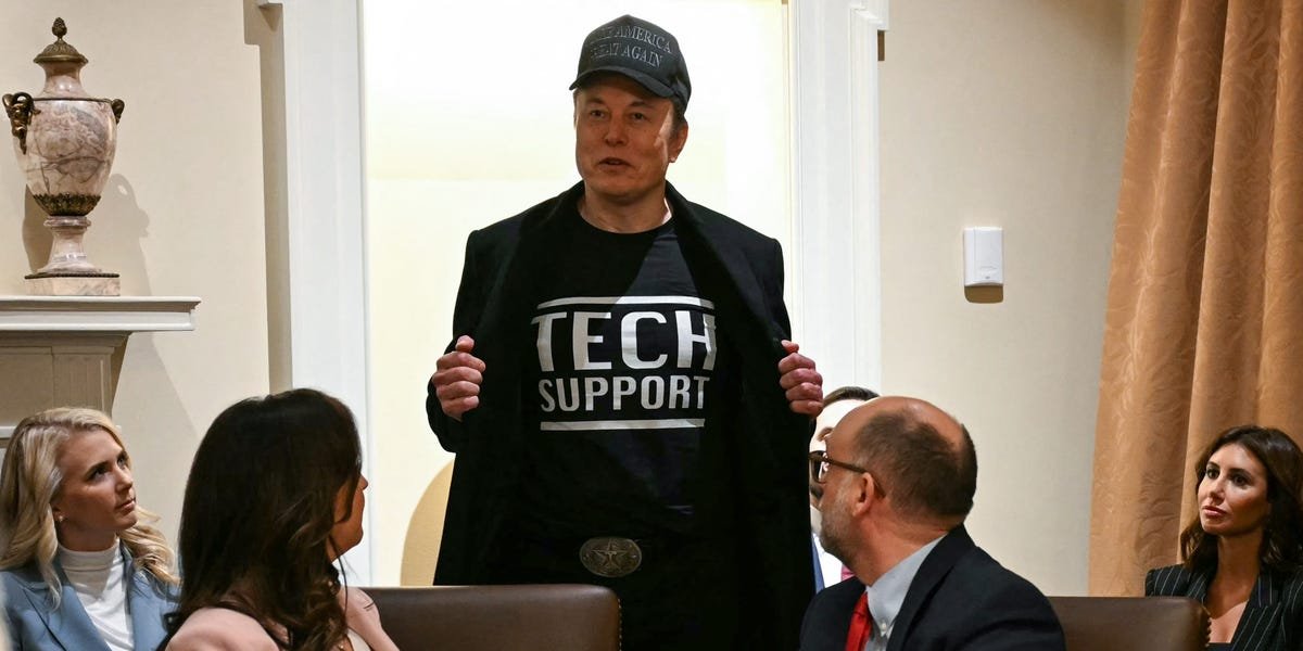 White House says Elon Musk is helping to figure out how a reporter was added to a Signal group chat