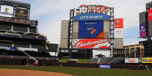 The Mets Have Been Using A New Logo With An Interesting Corporate Twist