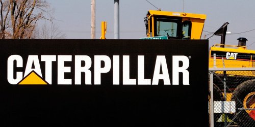 Illinois Caterpillar workers are threatening to go on strike, blaming poor workplace conditions after a worker fell into an 11-foot-deep pot of molten iron