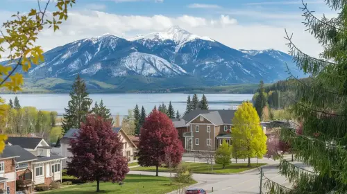 Hurry Before They Go Viral: The 14 Most Jaw-Dropping Hidden Towns in America (2025 Insider List)