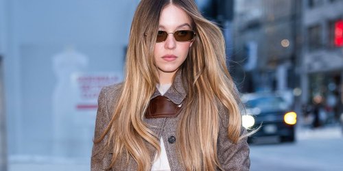 Sydney Sweeney Wears the $45 Mall-Brand Jeans You Probably Owned in High School