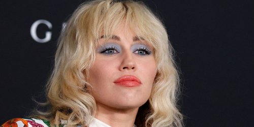 Miley Cyrus Keeps a “Lifetime Supply” of the Concealer Shoppers With Mature Skin Call a “Holy Grail”