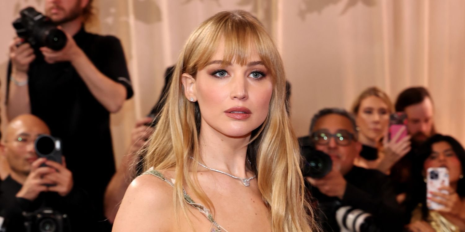 Jennifer Lawrence Stuns While Debuts Her Darkest Hair Transformation in 14 Years in New York City