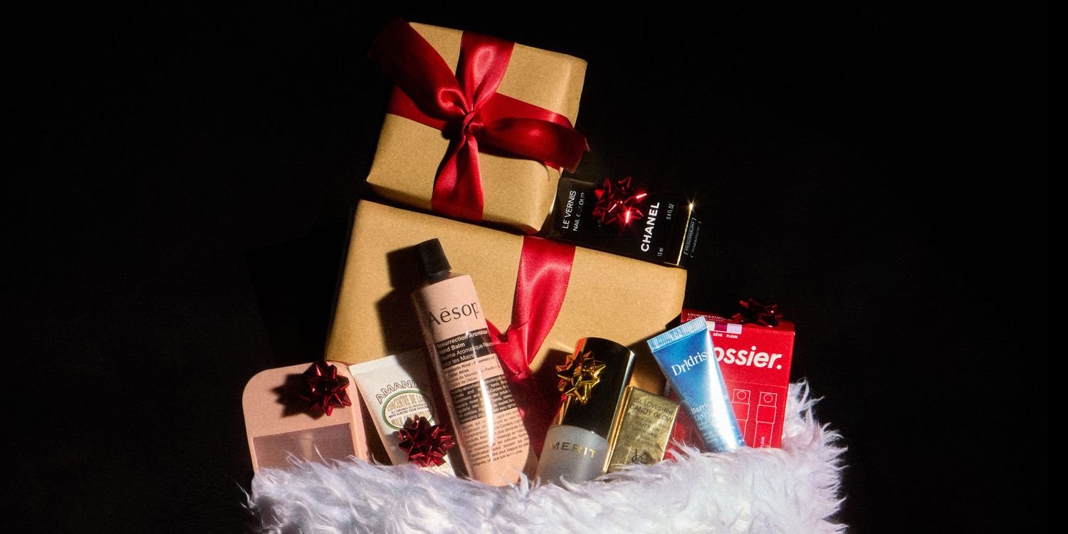 Gift Guides - cover