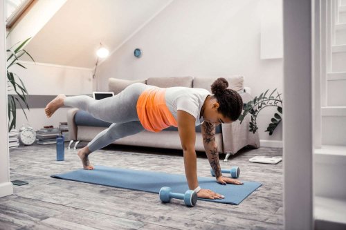 10 Easy Ab Workouts You Can Do At Home