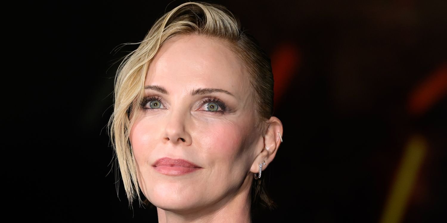 Charlize Theron’s Underwear-Baring Gown Is Made of Nothing but Shredded Chainmail