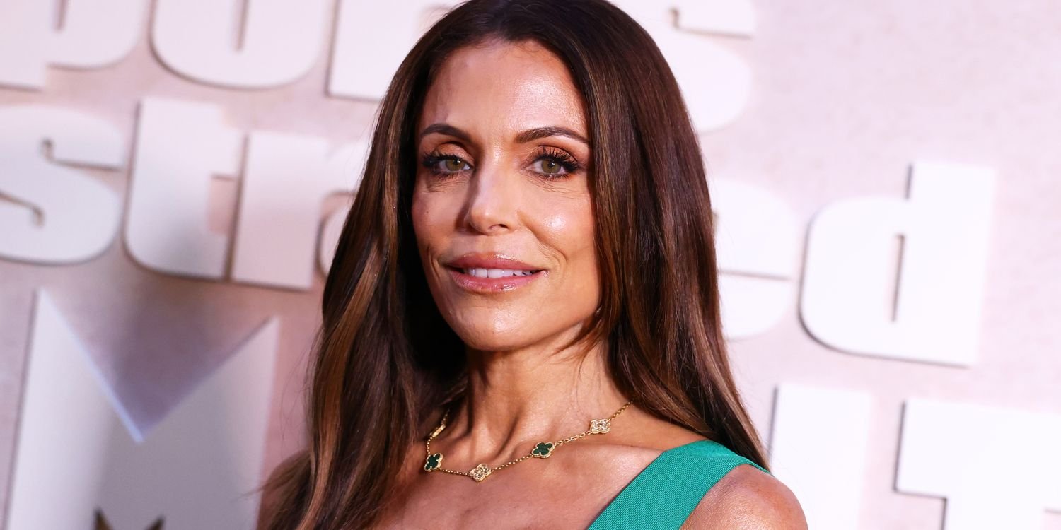 Bethenny Frankel, 55, Covers Up Her Gray Hairs With This $19 Apiece DIY Treatment