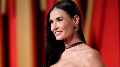 The Neckline of Demi Moore's White Bodycon Dress Doubled as a Statement Necklace