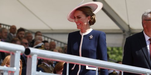 Kate Middleton’s Themed Outfit Steals the Show at Ship-Naming Ceremony in Scotland