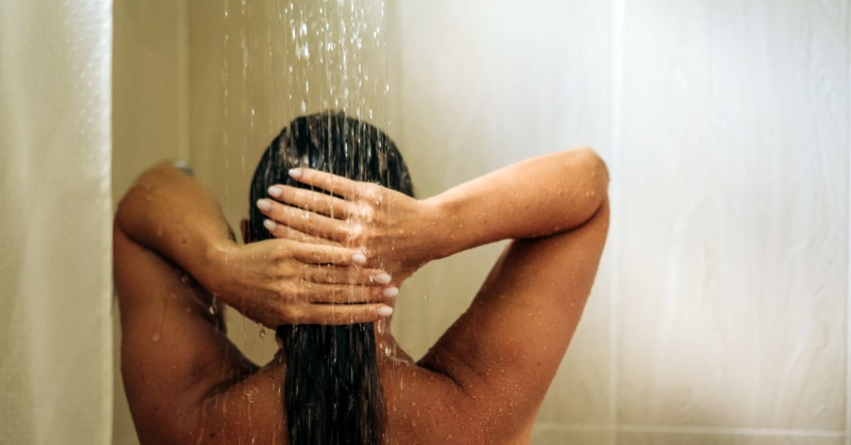 Fans Rave Their “Hair Hasn’t Stopped Growing” Since Using This $10 Best-Selling Thickening Shampoo