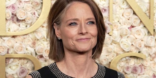 Jodie Foster, 62, Used the Smoothing Cream That “Decreases Turkey Neck,” Per Shoppers